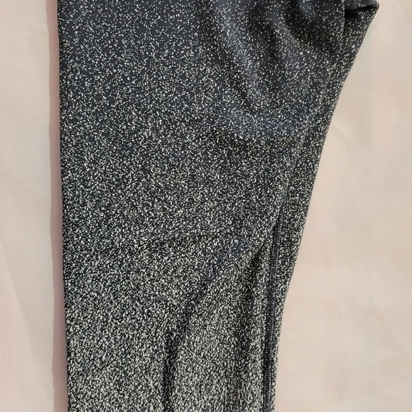 Gap fit ombre leggings - Picture 3 of 4
